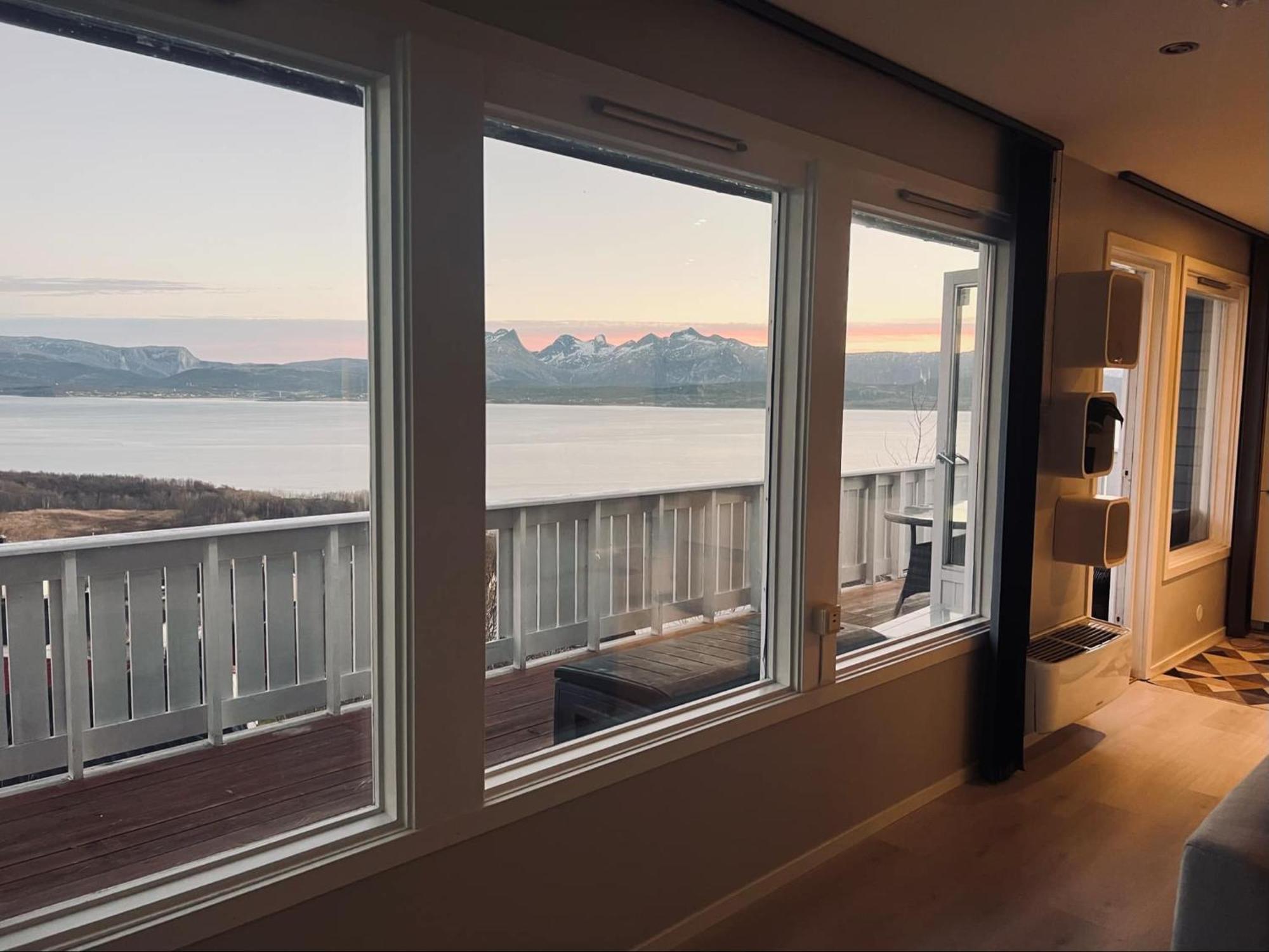 Ferienwohnung Panorama View! Modern,Balcony/Parking Bodø Exterior foto